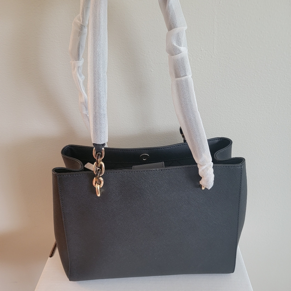 💥NEW! Michael Kors Sofia Tote - Picture 3 of 15